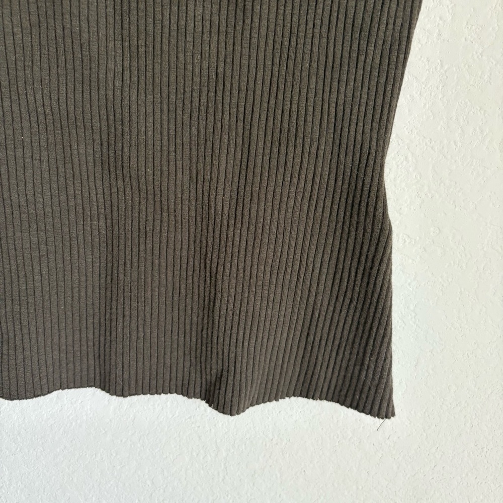 Antropologie Sleeveless Ribbed Mock Neck Top- size xs - Picture 6 of 9